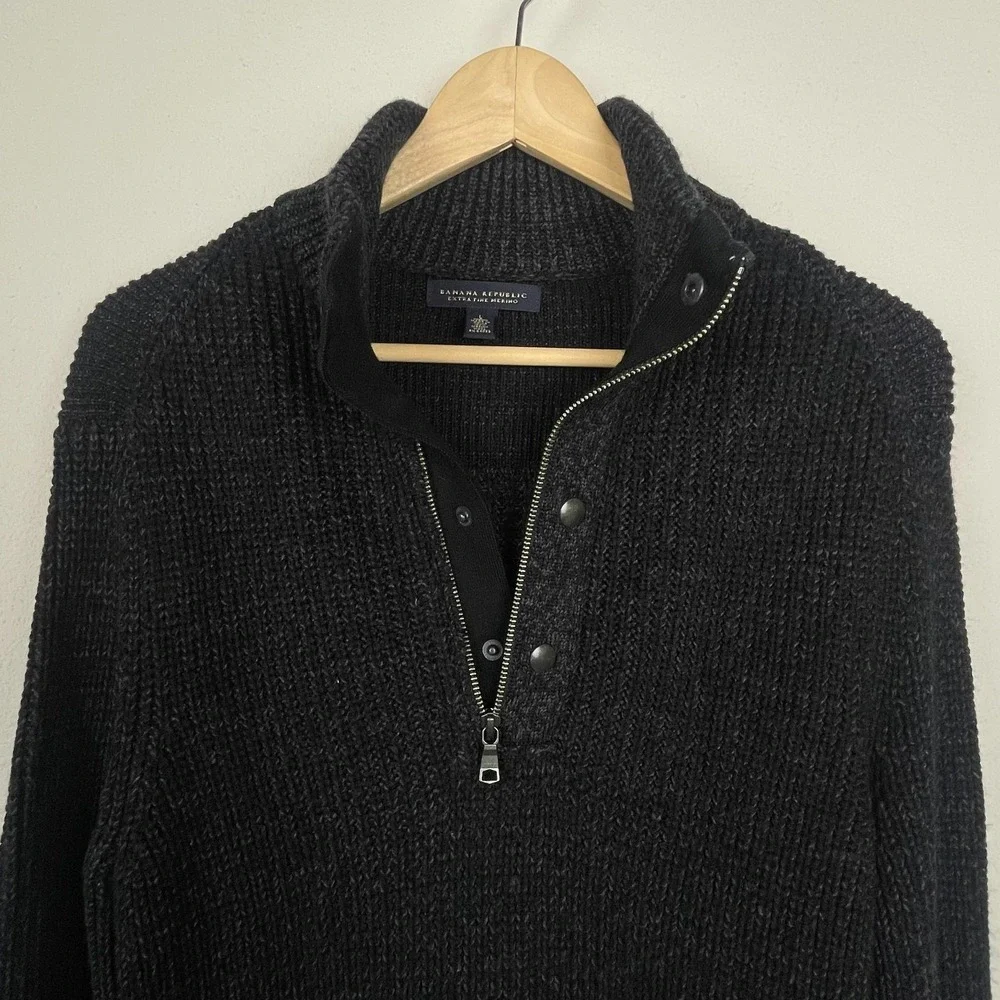 Banana Republic Men's L Merino Wool 1/4 Zip Button‎ Sweater Gray Old Money